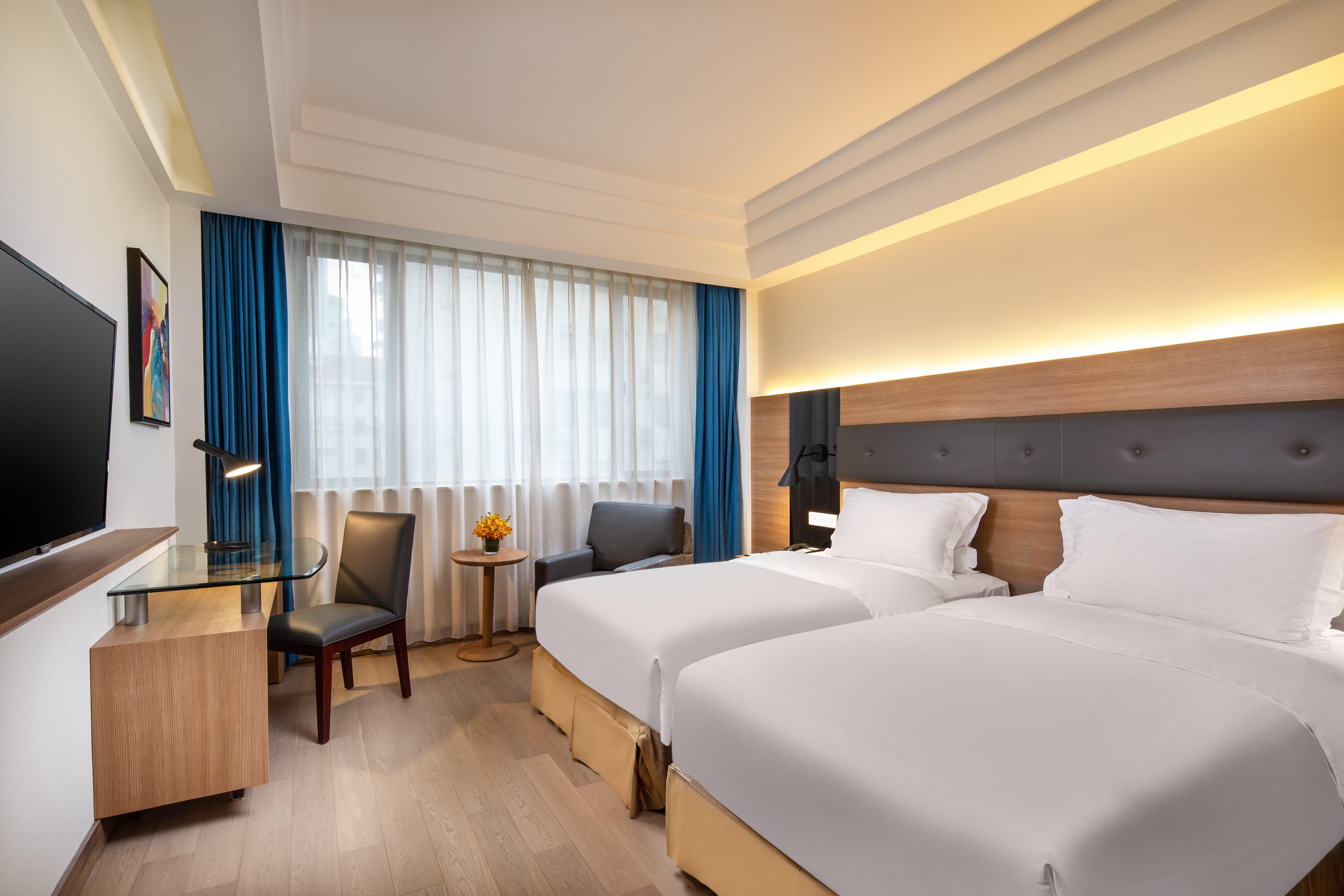 Holiday Inn Shanghai Hongqiao Central By Ihg Exterior photo