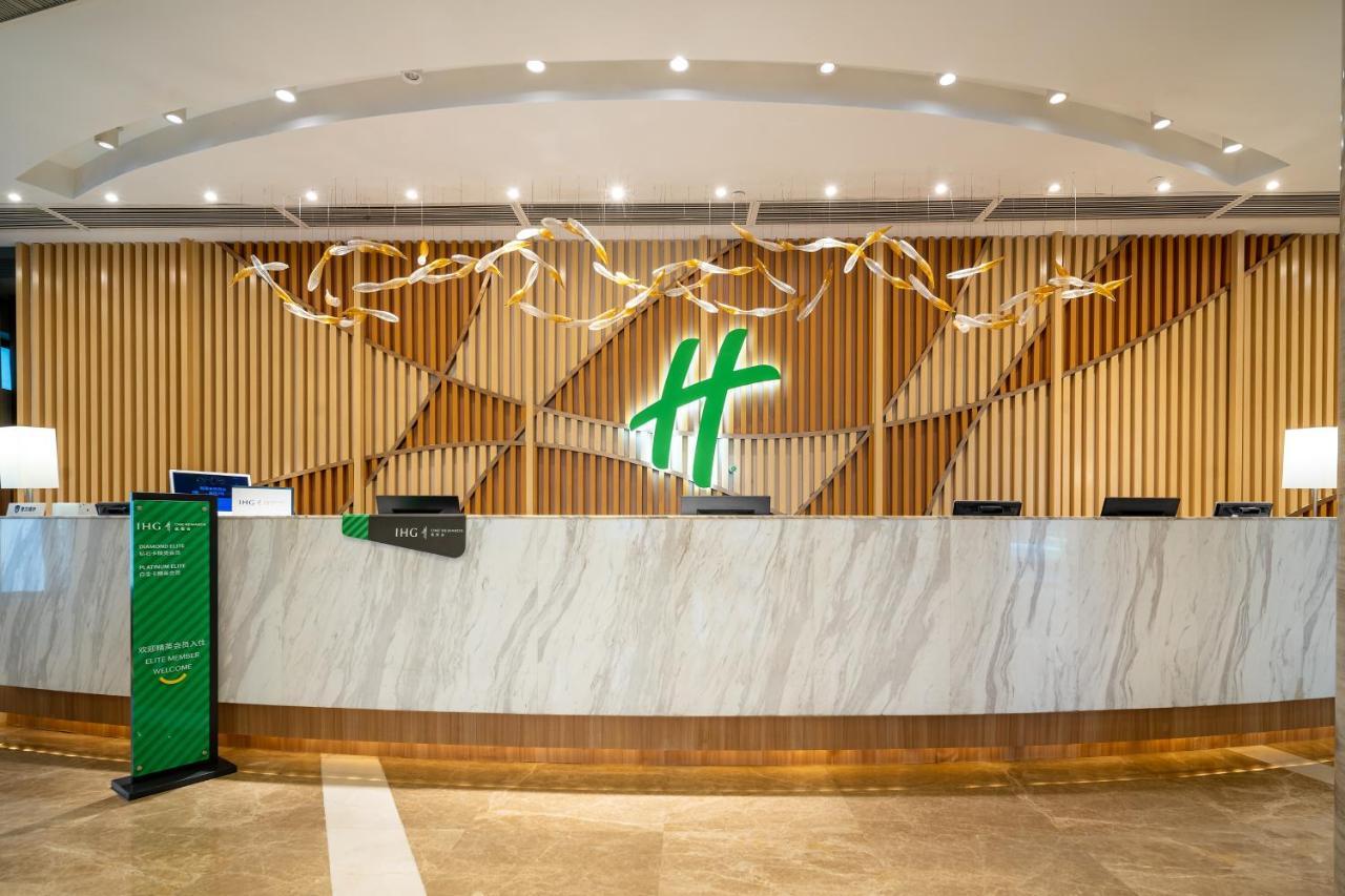 Holiday Inn Shanghai Hongqiao Central By Ihg Exterior photo